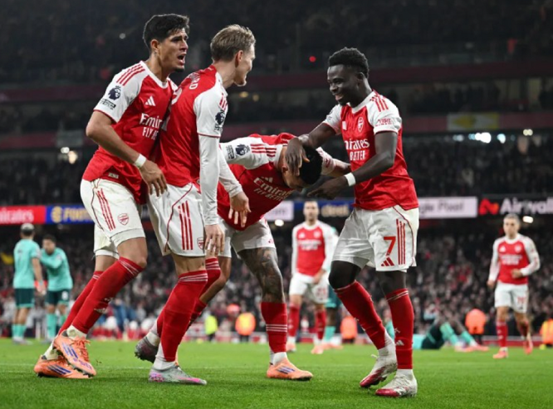 Arsenal vượt qua Wolves: Ba điểm giữ lại, nhưng dấu hỏi lớn về bản lĩnh